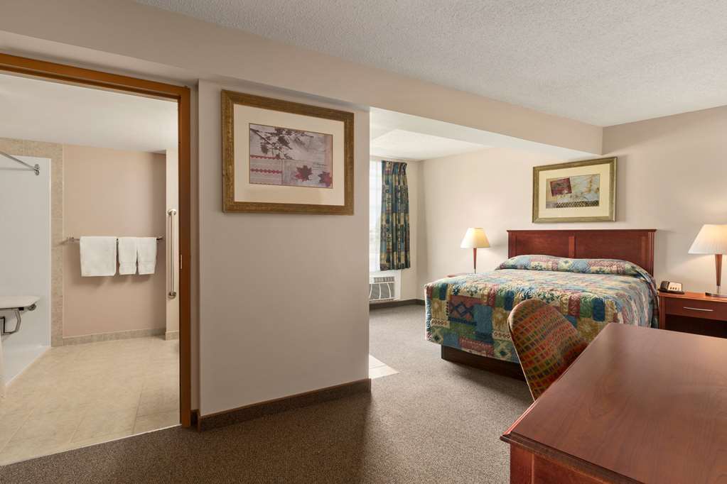 Travelodge Hanna Canada Grey Стая снимка